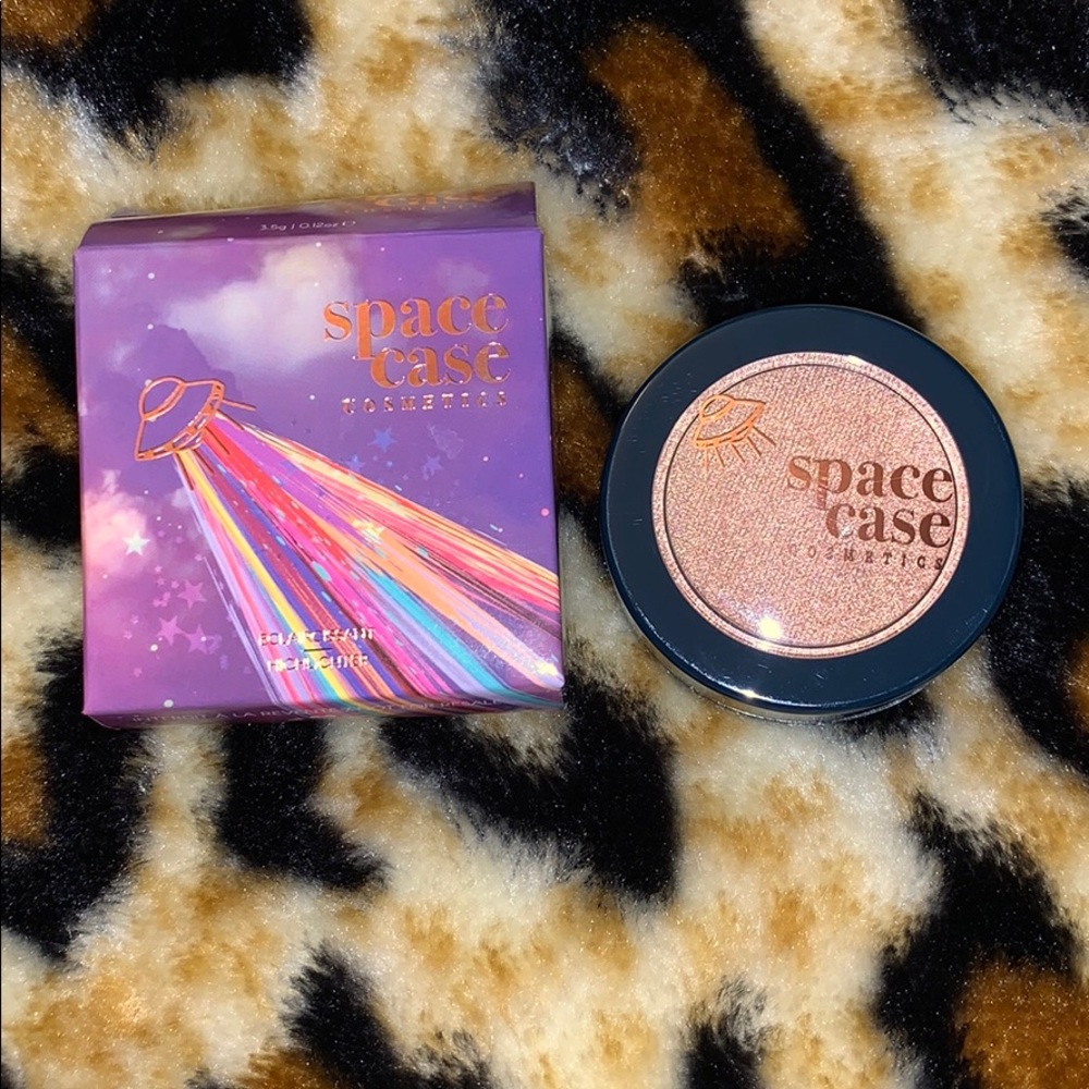 🆕 Space Case “Seen from Space 1B” highlighter